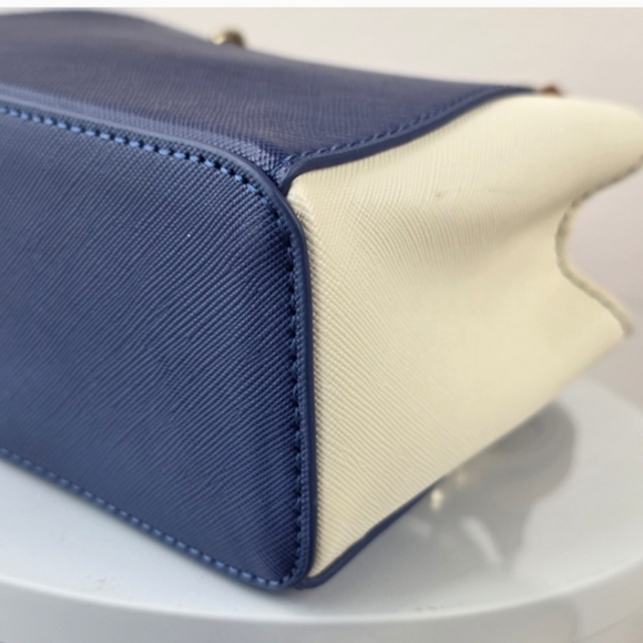 Samantha Thavasa Navy Blue Cream Mini Top-Handle Bag with Brown Handles - Picture 9 of 16